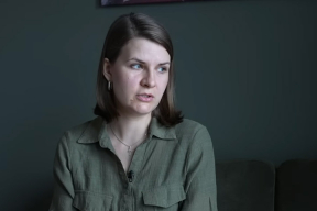 «Кэдэбісты адчынілі шафу і спыталі: «Гэта, напэўна, падарункі?». Я кажу: «Так, бачыце, як нас падтрымліваюць»